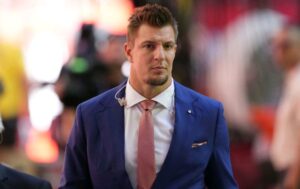 Breaking News: Rob Gronkowski Didn't Hesitate When Naming the Best TE in the NF...see more 