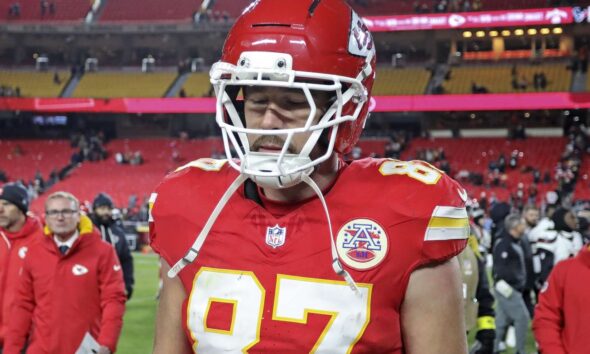 Just in: Travis Kelce has just been permanently suspended for the rest of the season due to poor performance that led to the Chiefs’ loss to the Houston Texans last night.