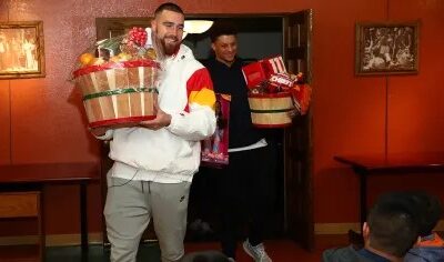 Moment Chiefs’ QB Patrick Mahomes And Travis Kelce Surprise A Local Family With Food, Gifts, And An Unforgettable Christmas Celebration