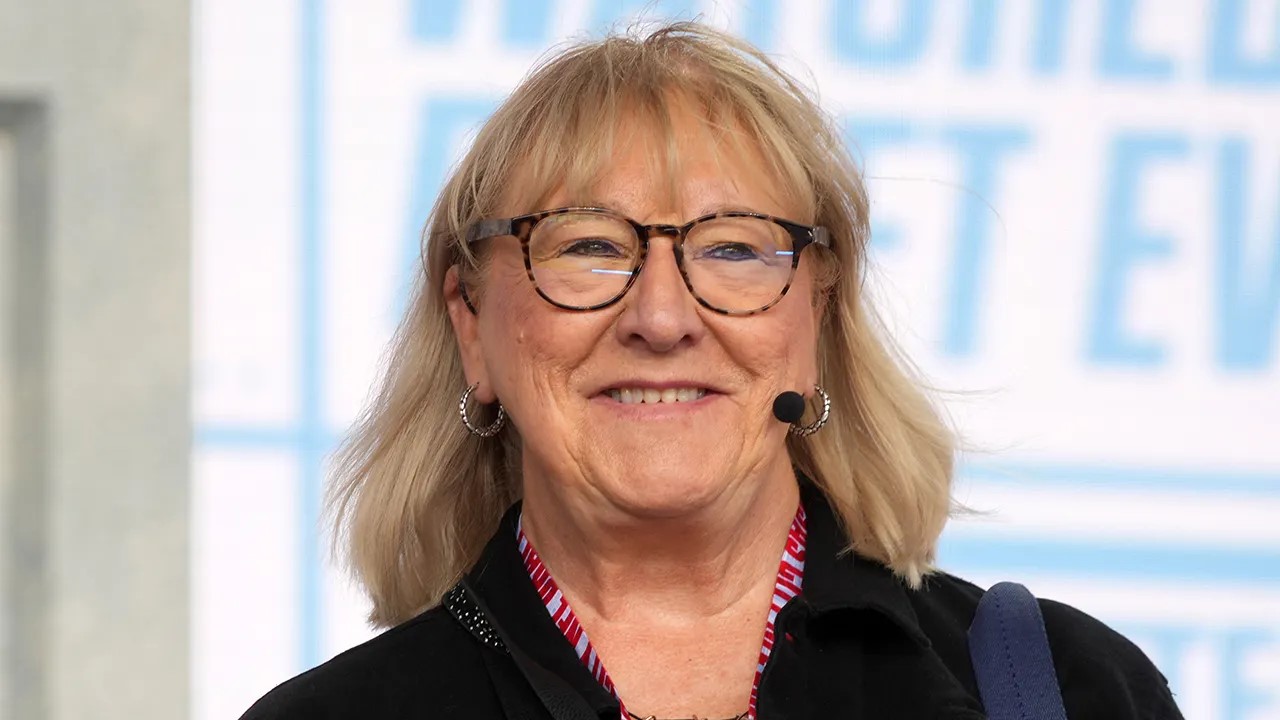 Donna Kelce Claims Taylor Swift Is Desperate to Settle Down as Travis Kelce’s Wife, but Says the Kelce Family No Longer Supports the Relationship